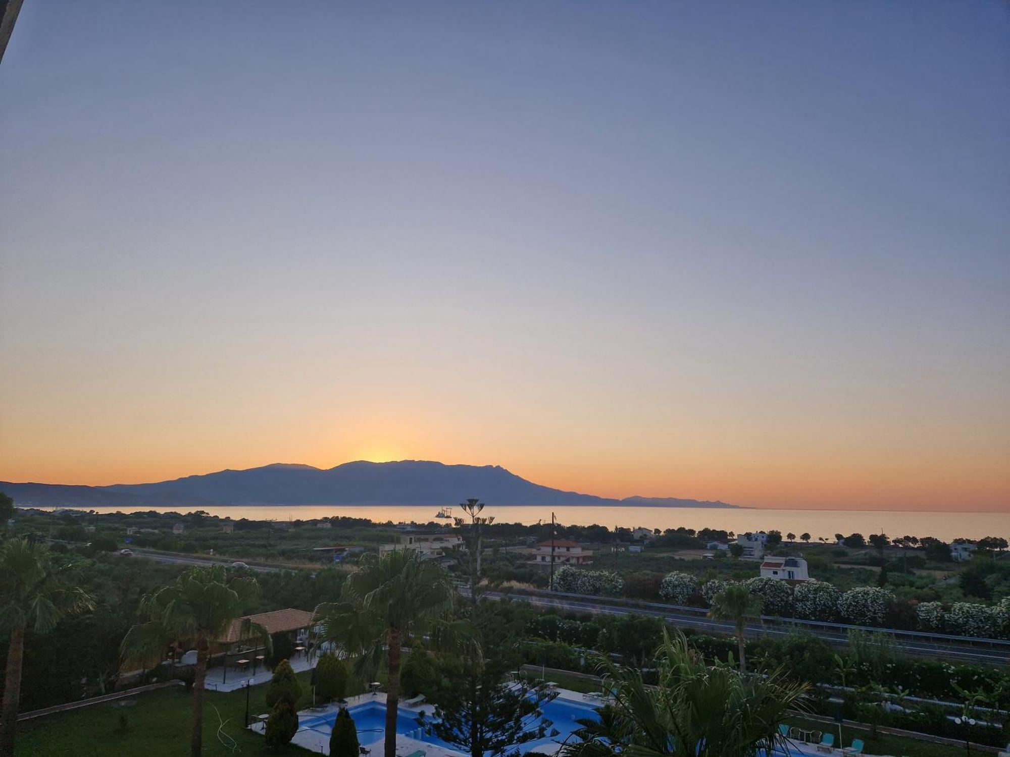 Regina Hotel Kissamos Ngoại thất bức ảnh