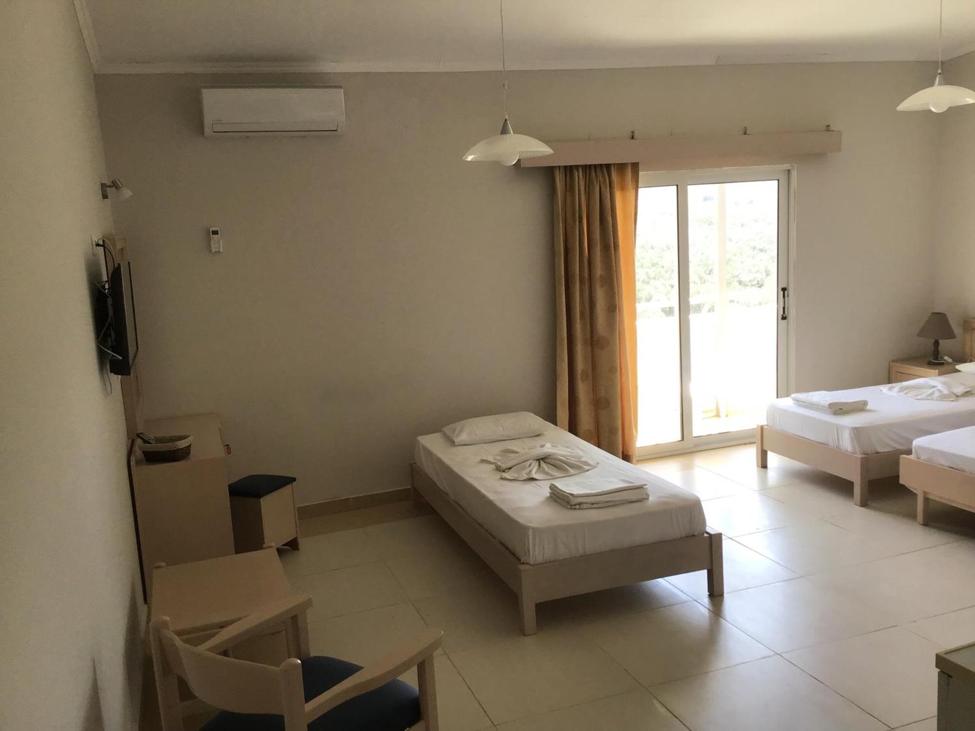 Regina Hotel Kissamos Phòng bức ảnh